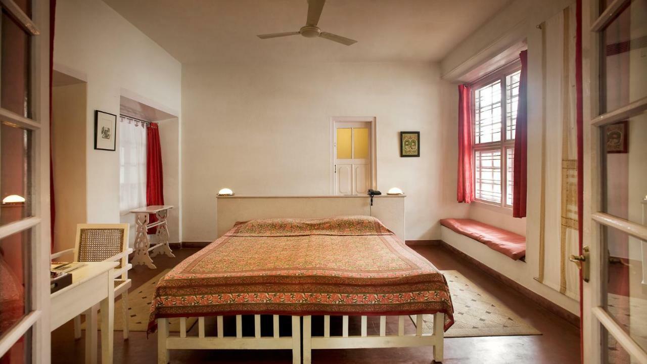 Отель Neemrana'S- Tower House Коччи Экстерьер фото